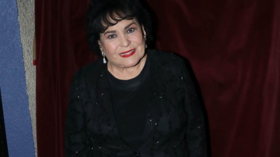 Carmen Salinas grave, empero estable tras derrame, asegura sobrino 